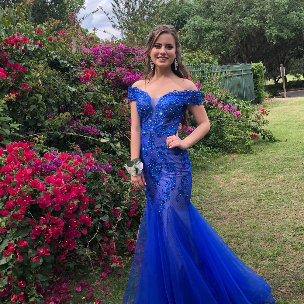 PROM DRESS - Picture 6 of 6